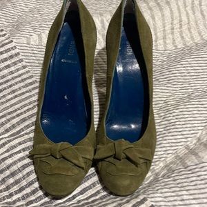 Olive green Fendi heels